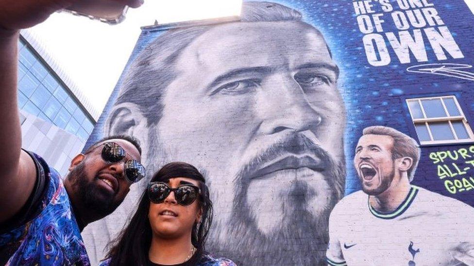 Harry Kane fans outside mural