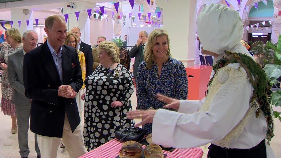 The Earl and Countess of Wessex are introduced to a Belfast bap