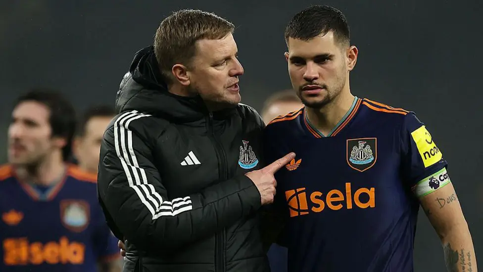 Howe unsure over Guimaraes amid Arsenal interest
