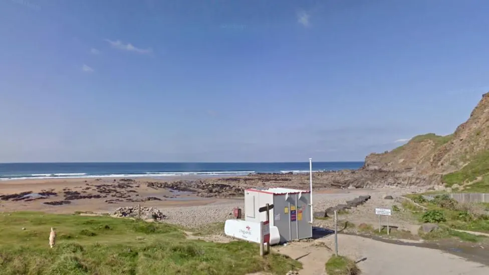 Northcott Mouth beach