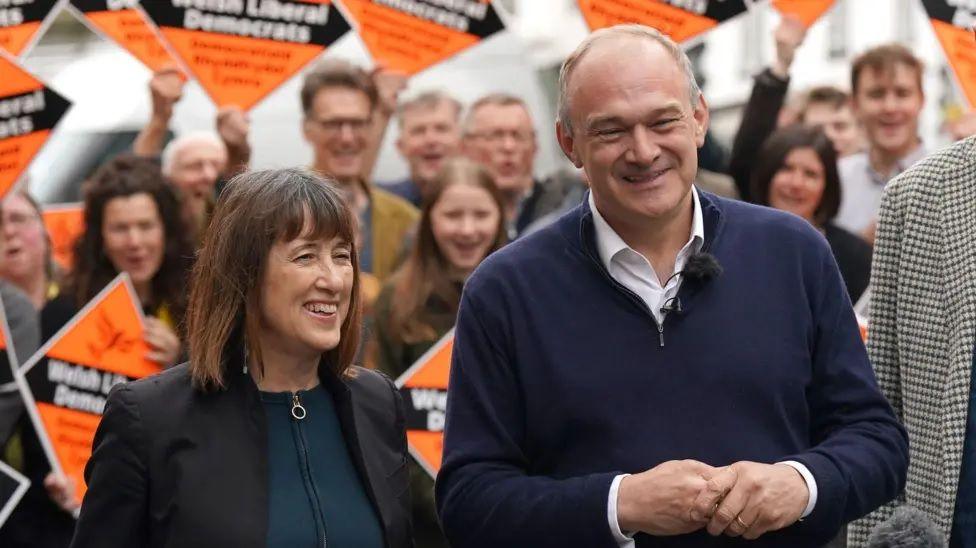 Syr Ed Davey a Jane Dodds