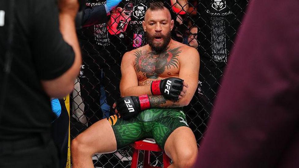 McGregor injured 69 seconds into UFC comeback
