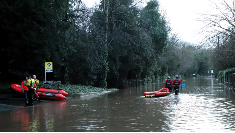 Urmston farm owner's anger over lack of flood warning from EA - BBC News