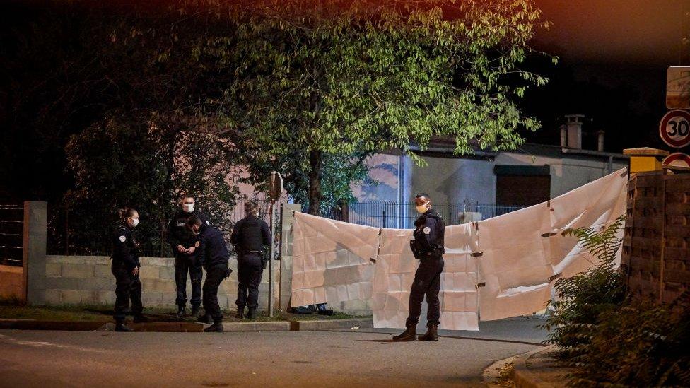 Police at the scene of the teacher's murder in Conflans-Sainte-Honorine on 16 October 2020