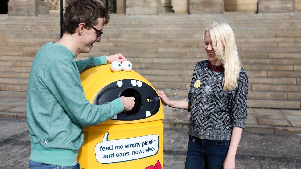 A bubble-blowing bin