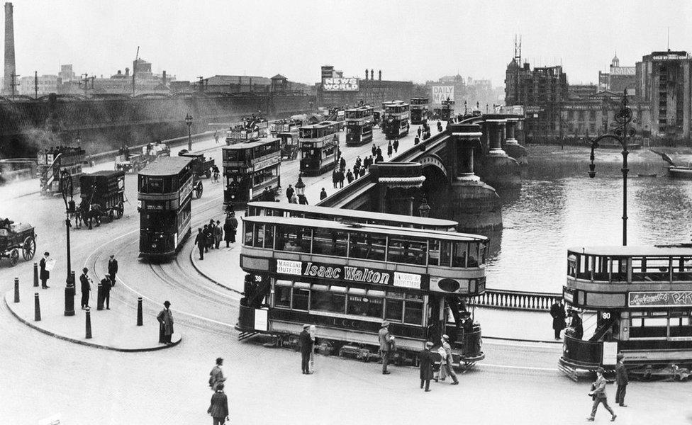 Trams crossing Blackfriars Bridge, London. circa 1st March 1911