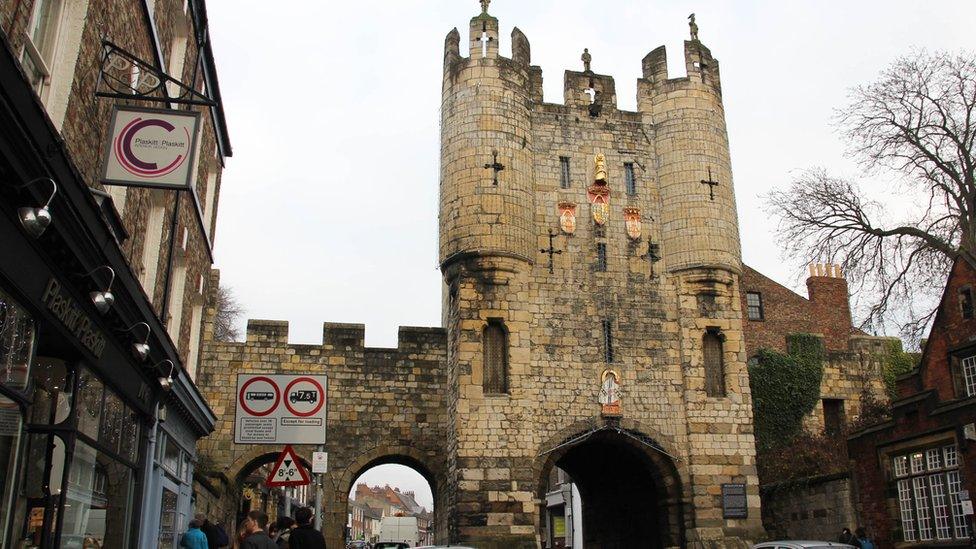 Southern entrance to York at Micklegate Bar