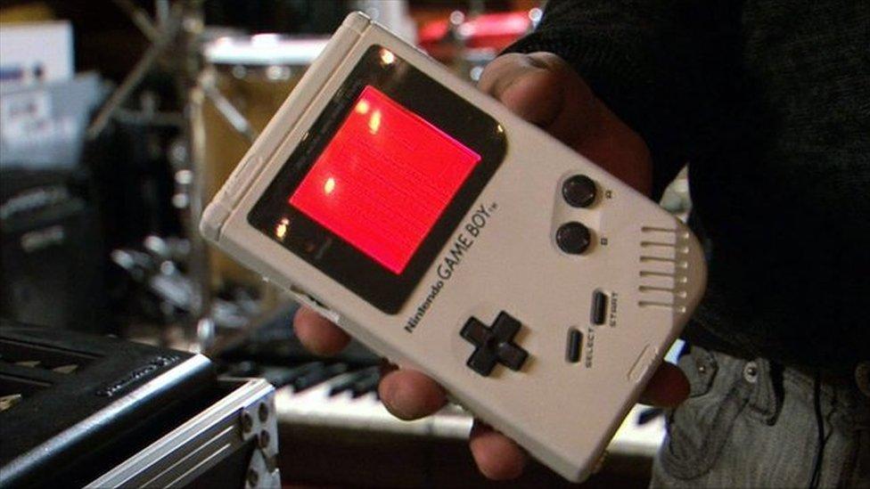 Nintendo game boy