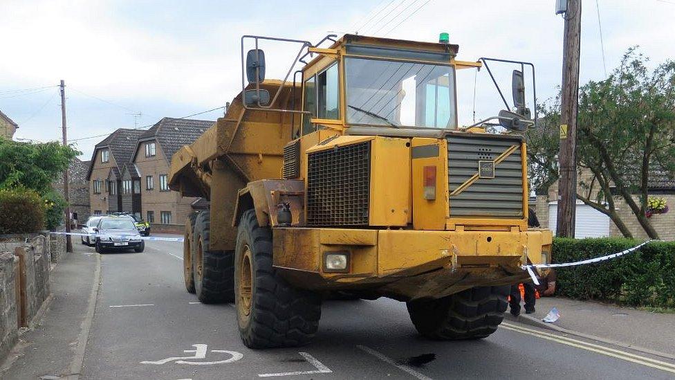Dumper truck