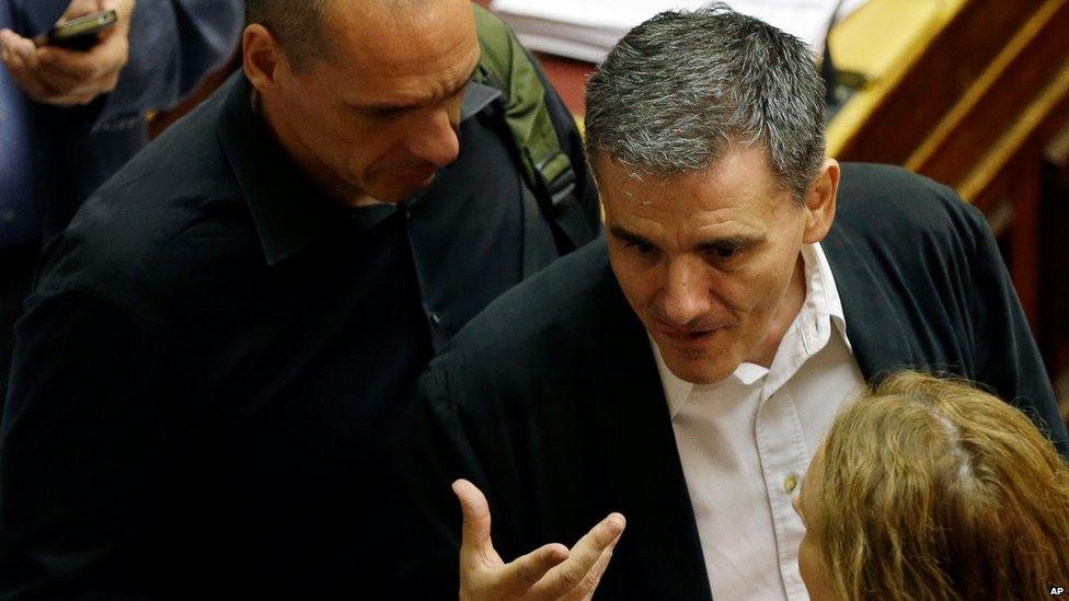 Yanis Varoufakis, left, with Finance Minister Euclid Tsakalotos in parliament on 22 July 2015