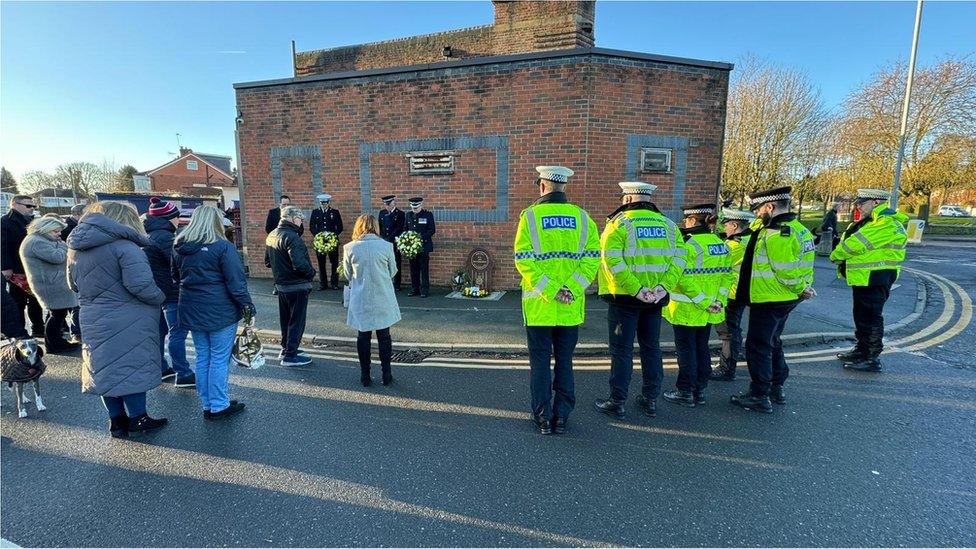 Mourners at service on 20th anniversary of PC Ian Broadhurst's murder in Leeds