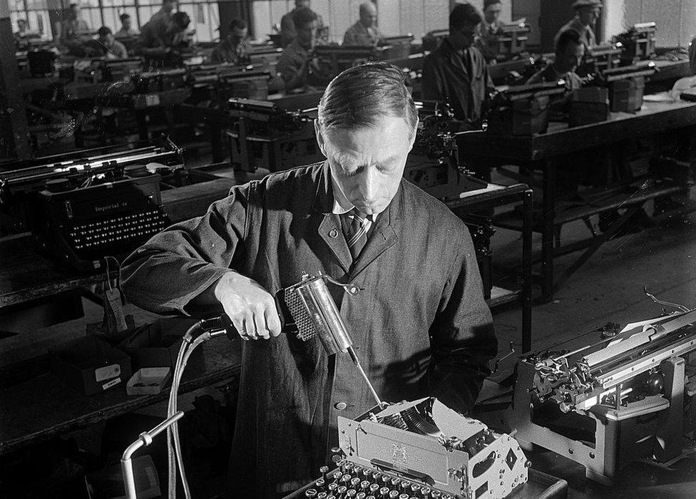 Imperial Typewriters in the 1950s