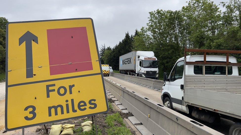 Road closures sign on A14