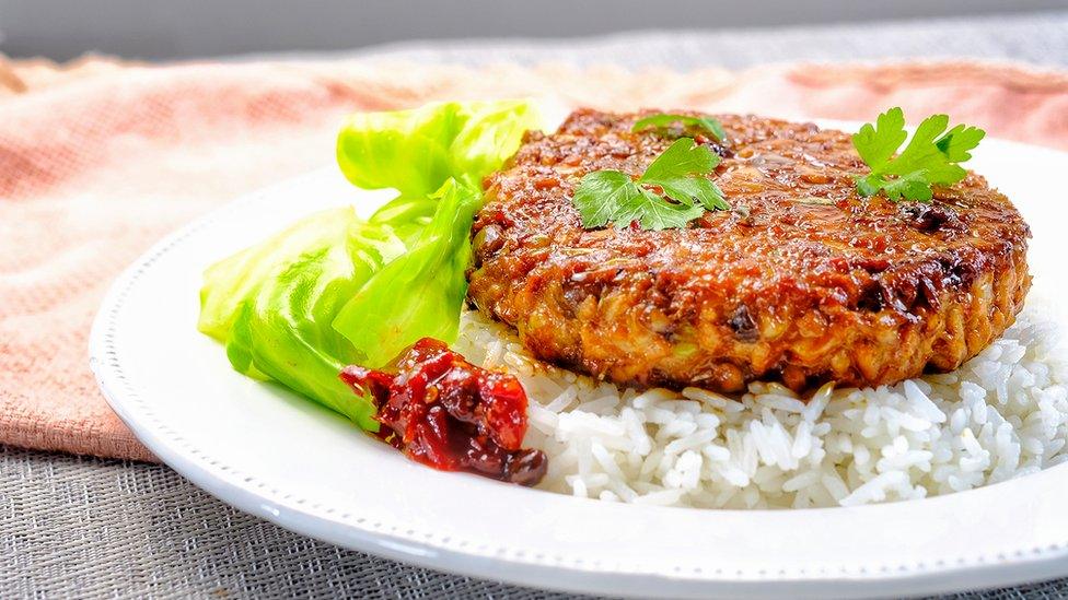 Fried spicy substitute pork patty