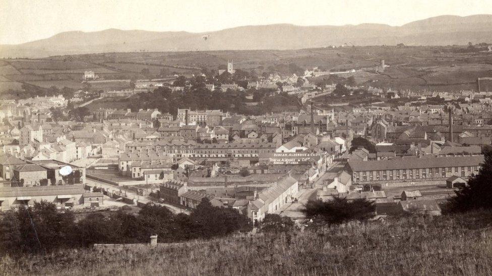 Newry was an important port town in the early part of the 20th Century (photo circa (1900-1910)