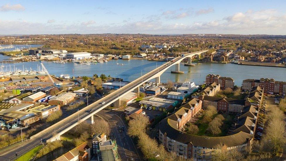 Itchen Bridge