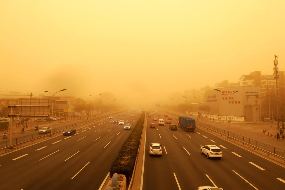 Traffic during a sandstorm in Beijing, on 15 March 2021