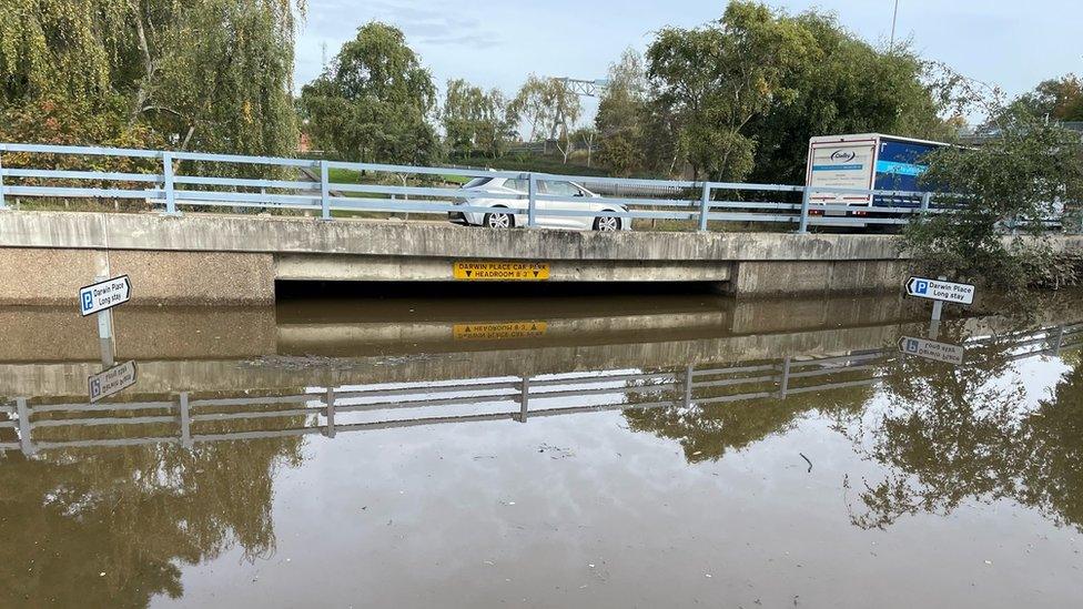 Entrance to Darwin Place car park