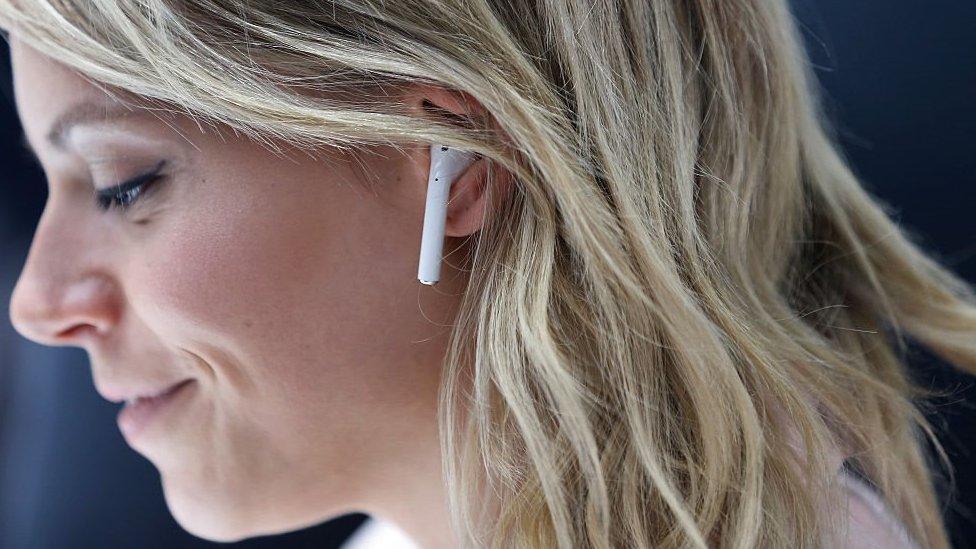 Apple AirPods