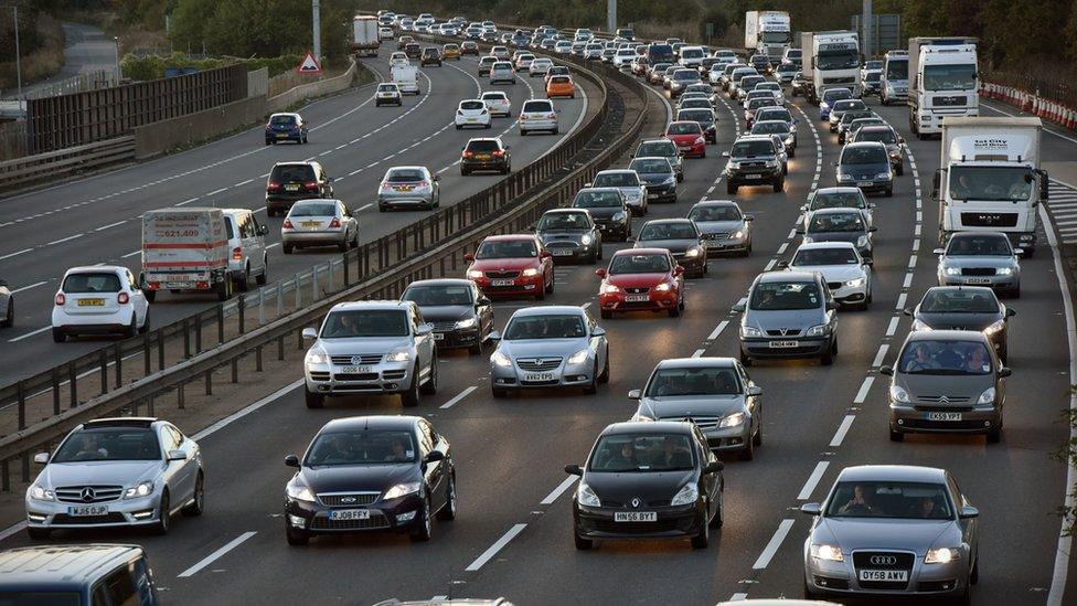 Vehicles on the M1