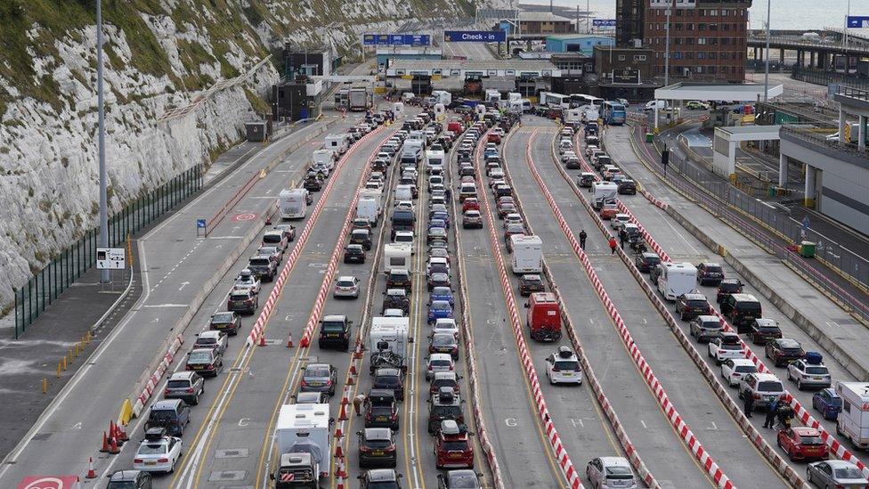 Traffic at the port