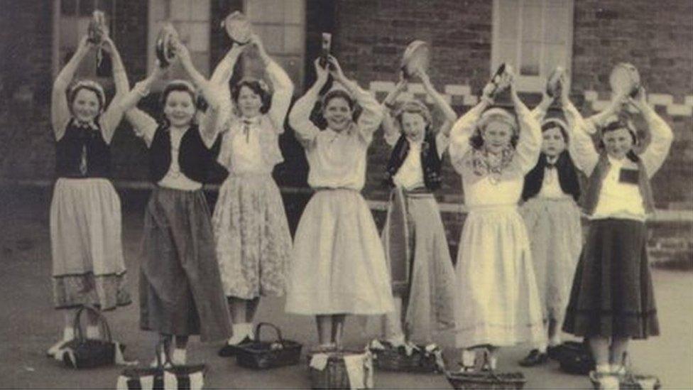 Children at an Urdd event