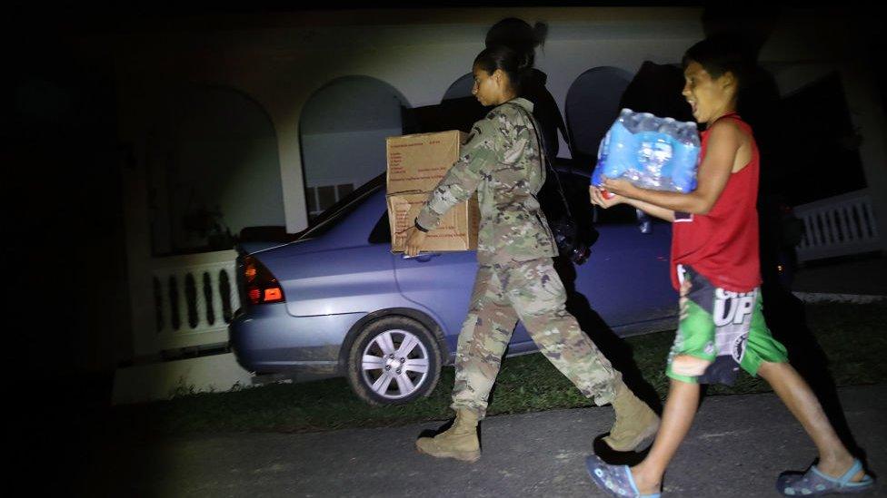 Puerto Ricans distribute US aid