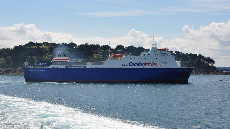 Commodore Goodwill leaving St Malo