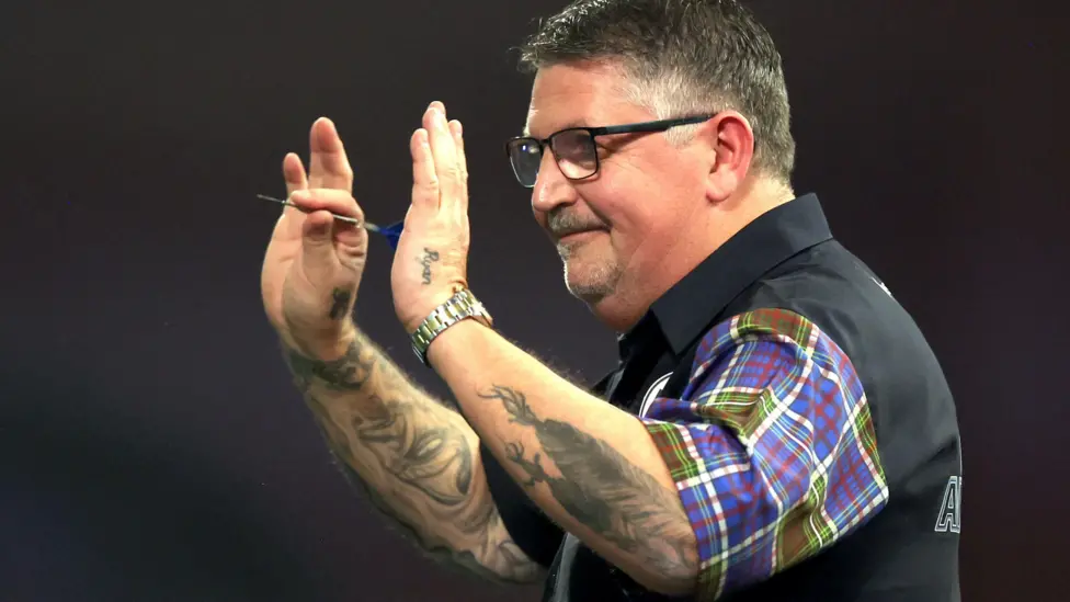 Anderson vence a Van Gerwen y alcanza los cuartos de final