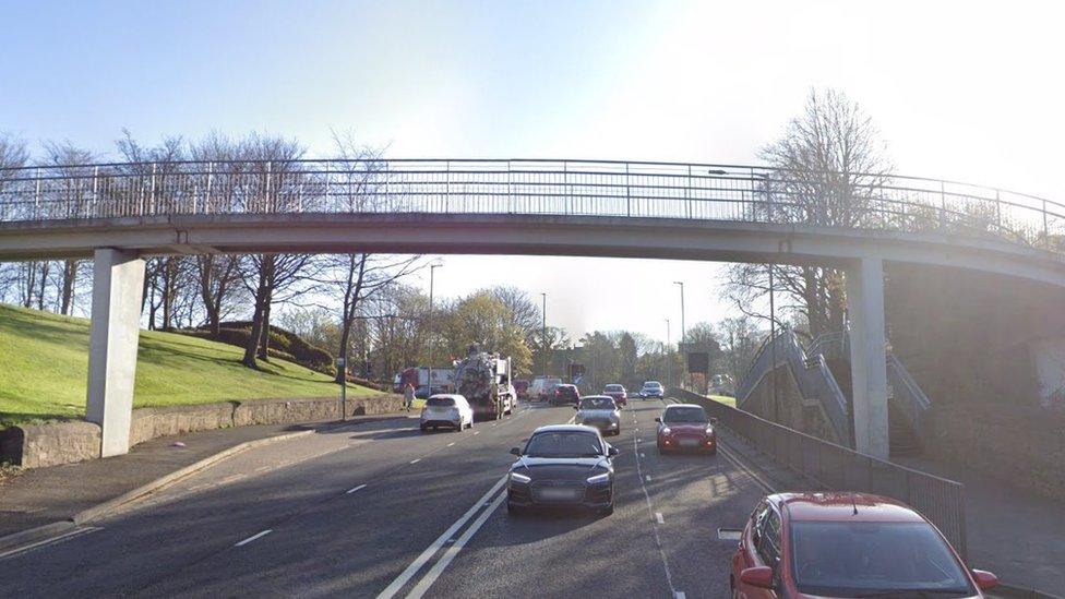 Streetview of the bridge across the A690