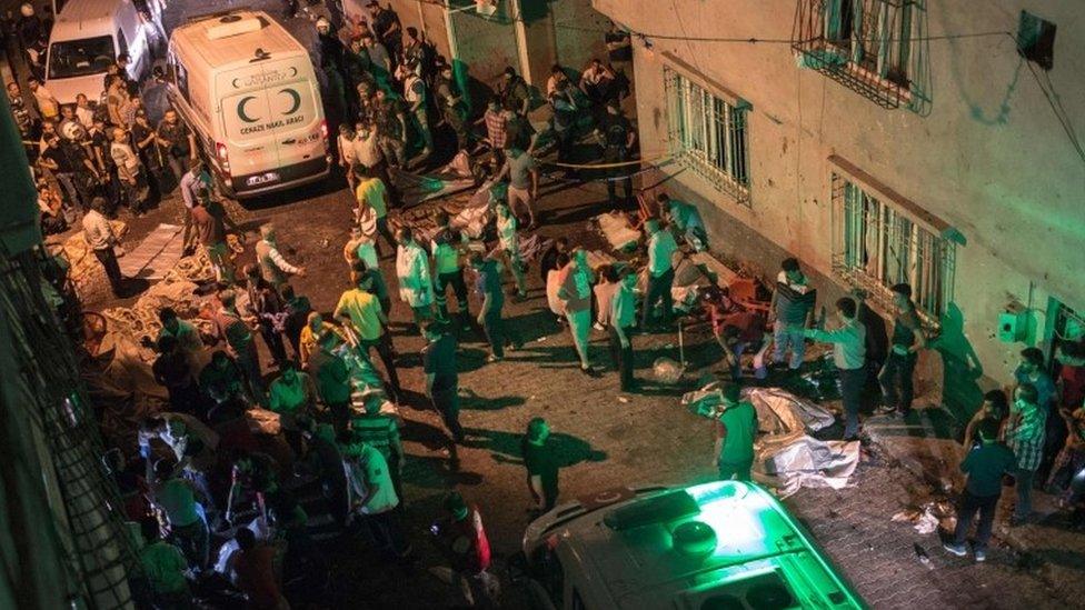 Scene of the blast late on Saturday evening in Gaziantep (20/08/2016)