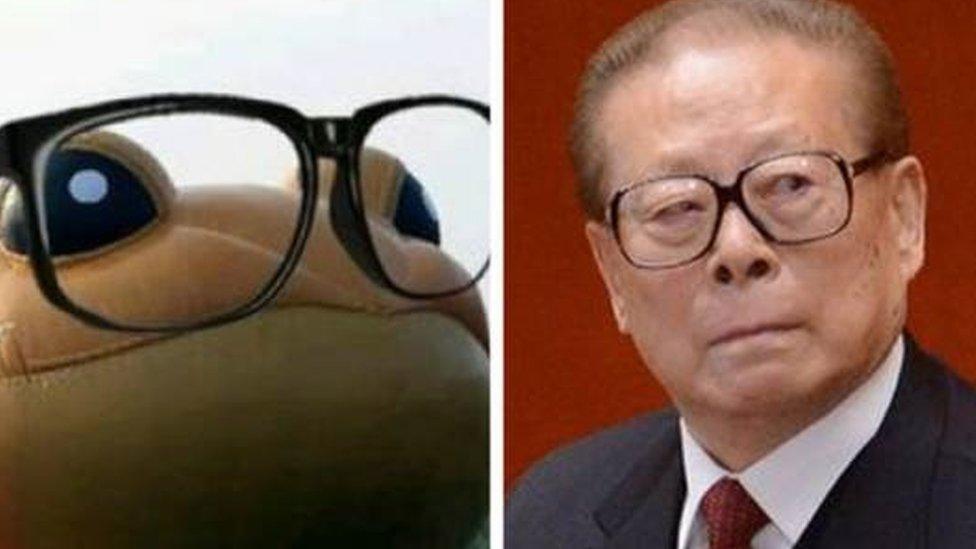 Meme of Jiang Zemin and a toad with glasses