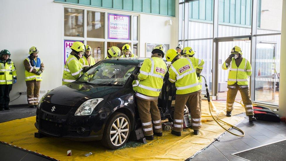 Mock road crash rescue