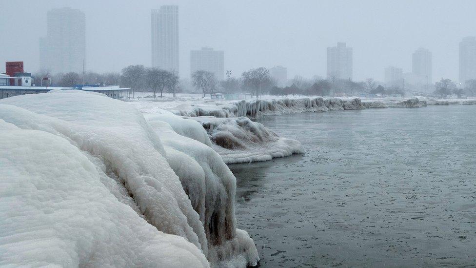 View from the North Avenue Beach at Lake Michigan.