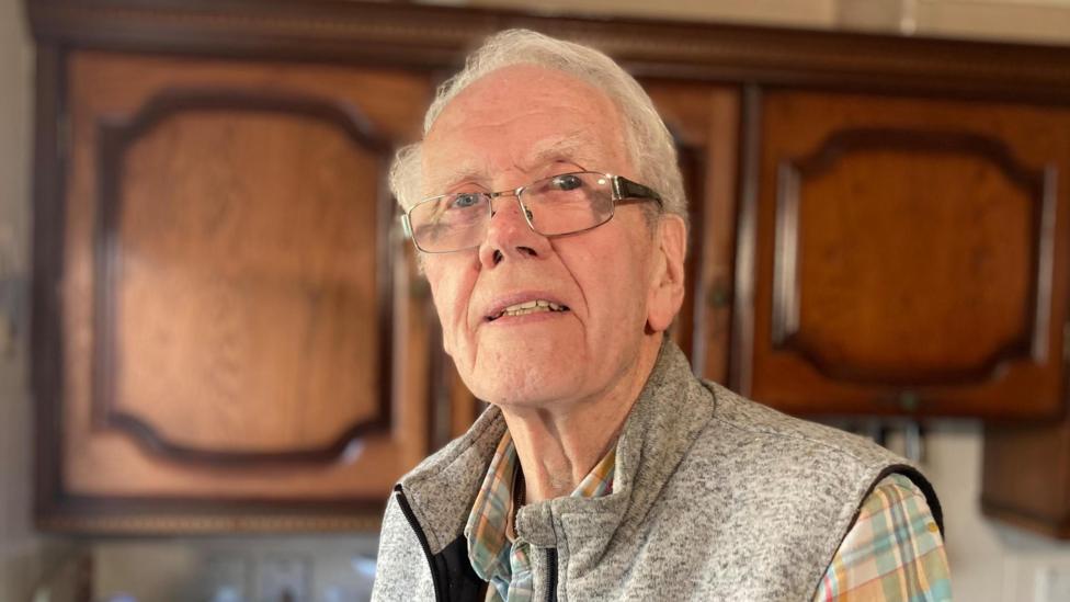 Elderly man 'broken' after losing £35k in online scams