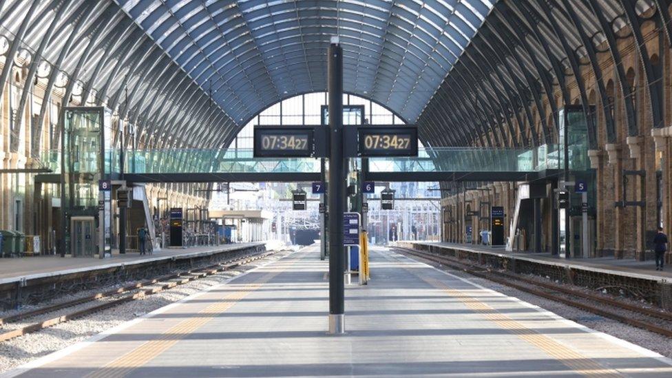 empty kings cross train station