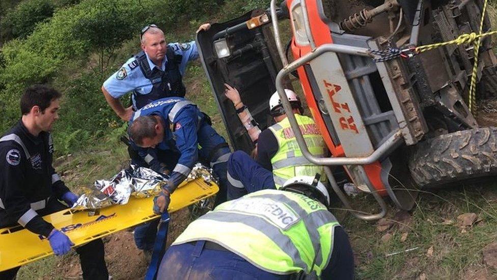 Australian girl, four, saves injured mother by calling emergency service -  BBC News