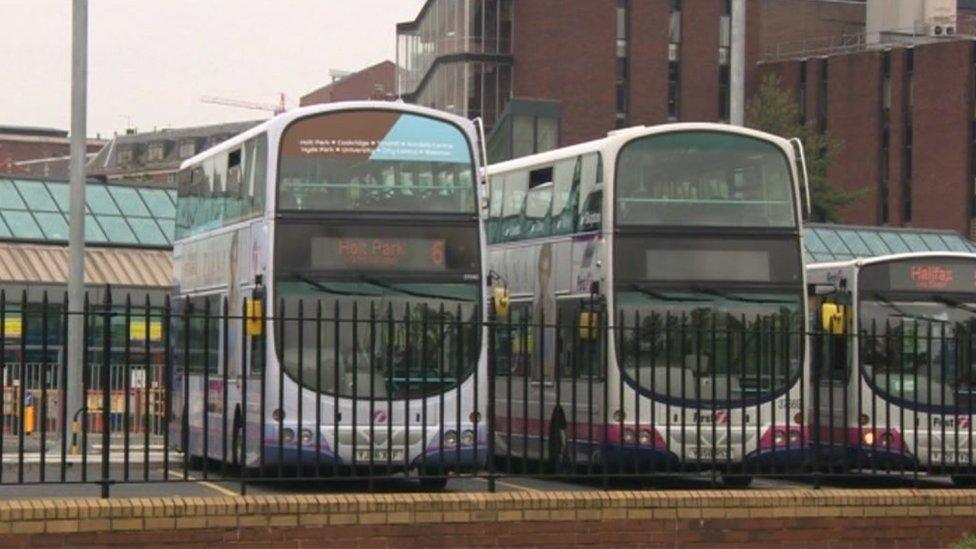 buses in Leeds