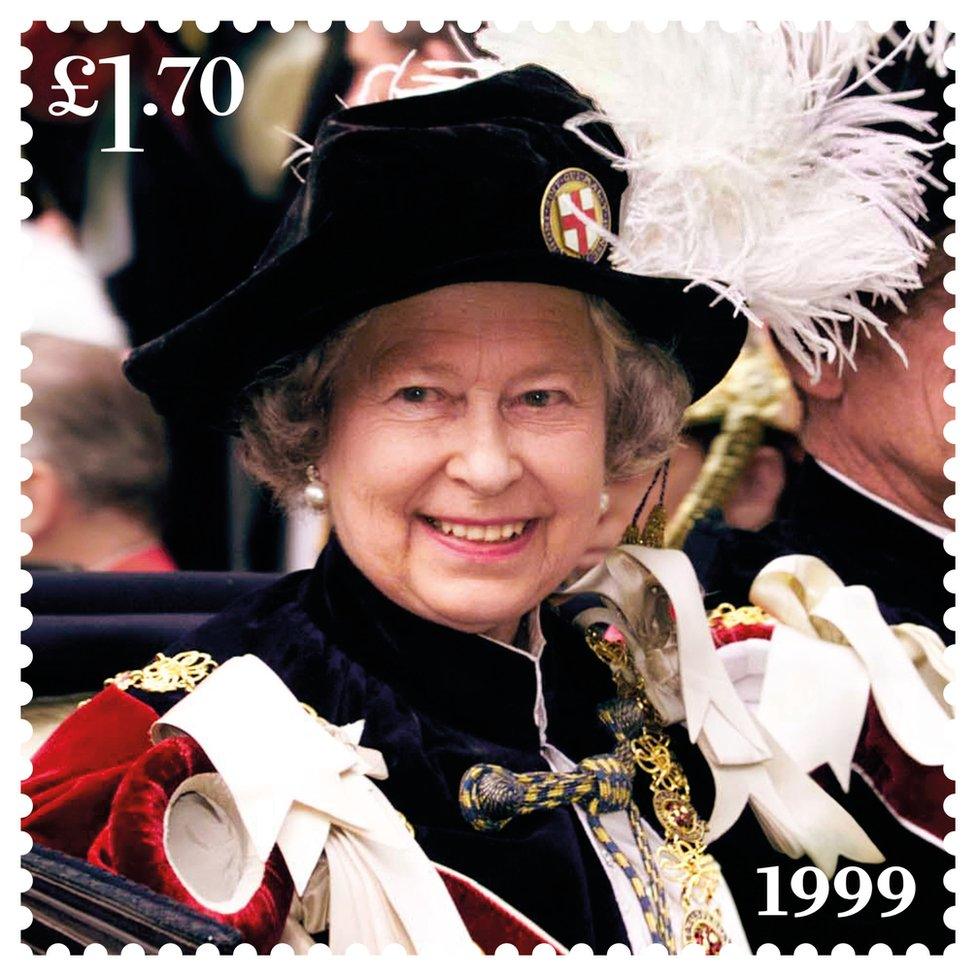 1999 stamp with the Queen wearing her Order of the Garter robes