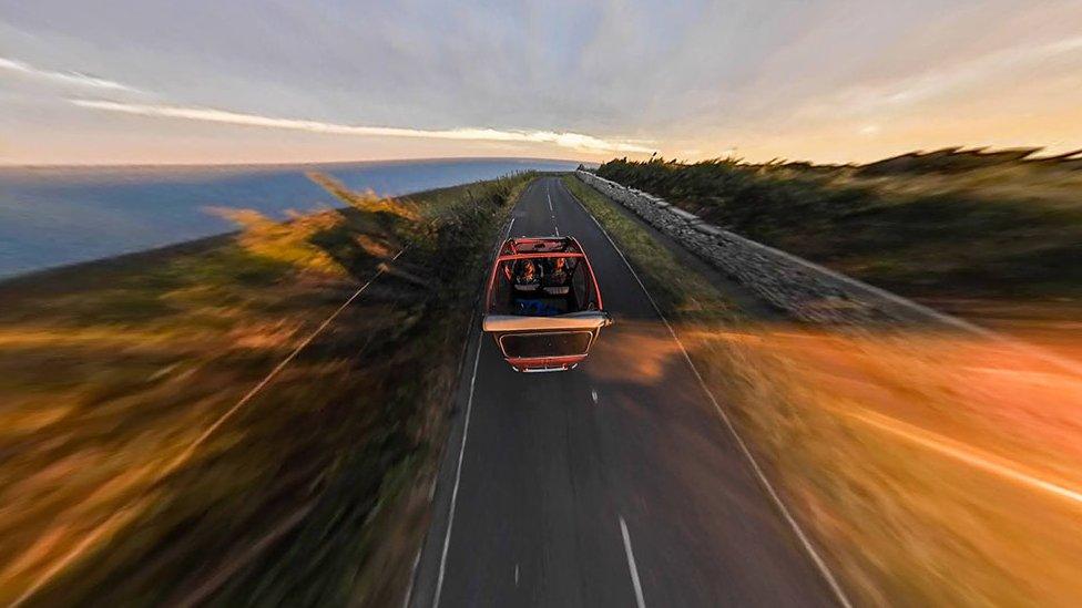 A 2CV in motion