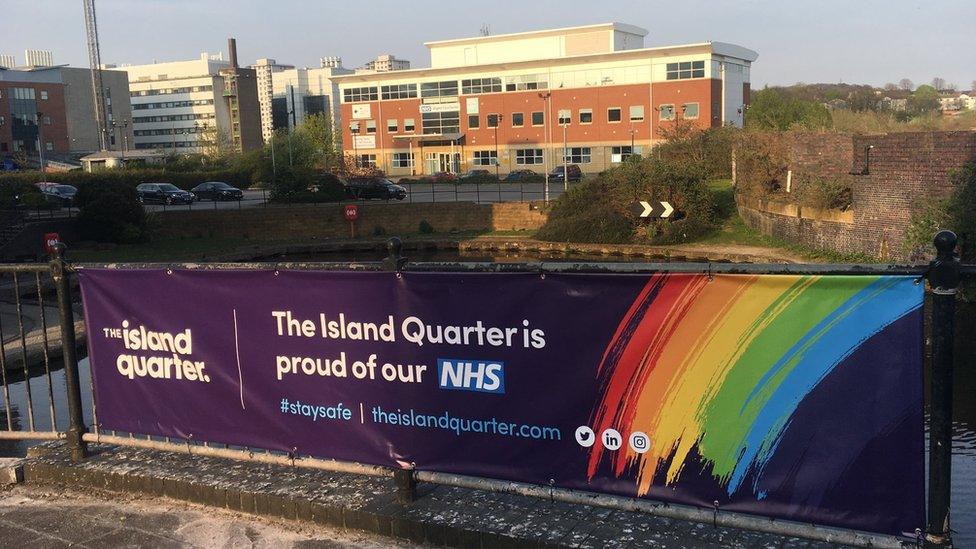 Island Quarter sign