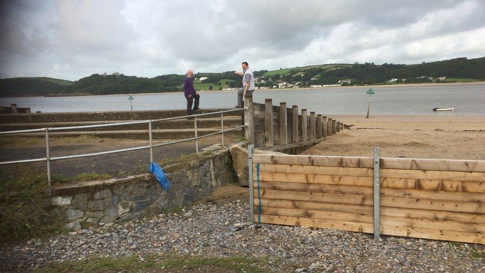 Ferryside beach looking towards Llansteffan