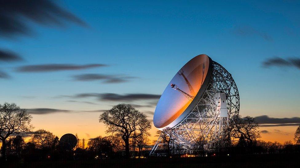 Jodrell-bank-observatory.