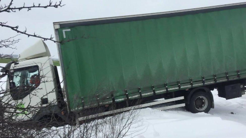 Lorry on the A15