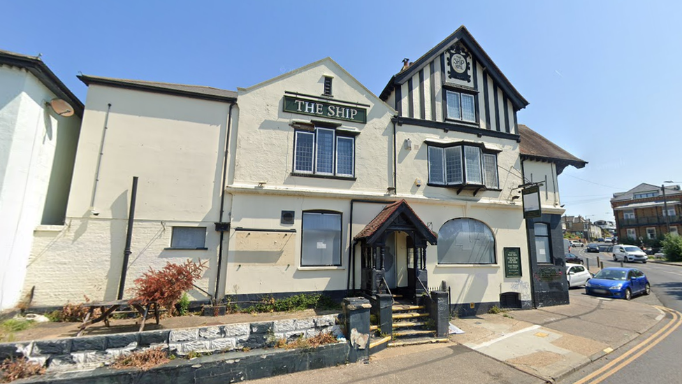 The Ship, in Leigh-on-Sea