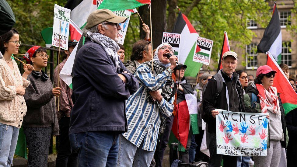 A pro-Palestinian protest was held outside the official residence