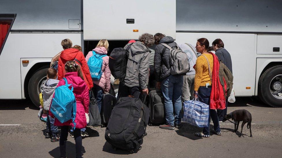 Ukrainians in Zaporizhzhia fleeing the war