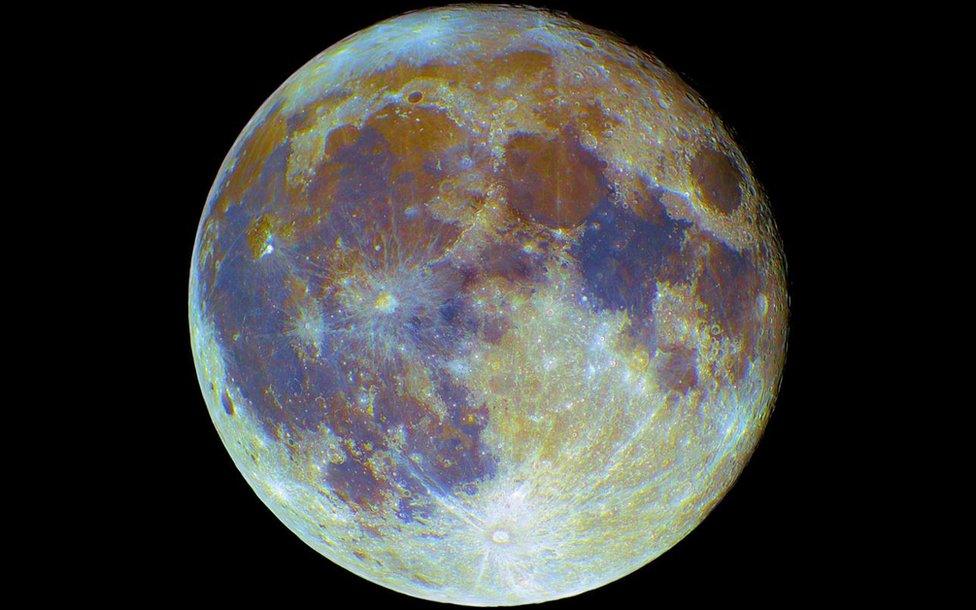 A 'true colour' picture of the moon.