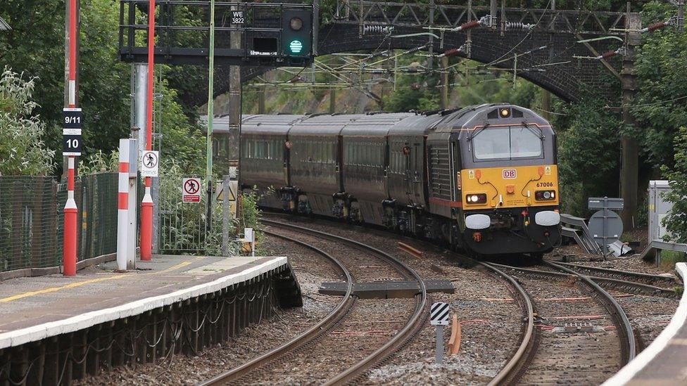 Royal train arrives at Runcorn station