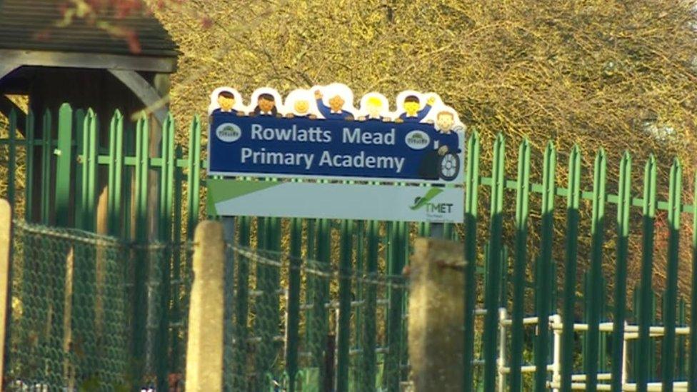 Rowlatts Mead Primary Academy